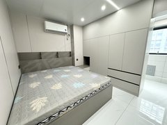 泉州丰泽城东润柏香港城一房一厅出租1300有天燃气 双开门大冰箱定制衣柜出租房源真实图片