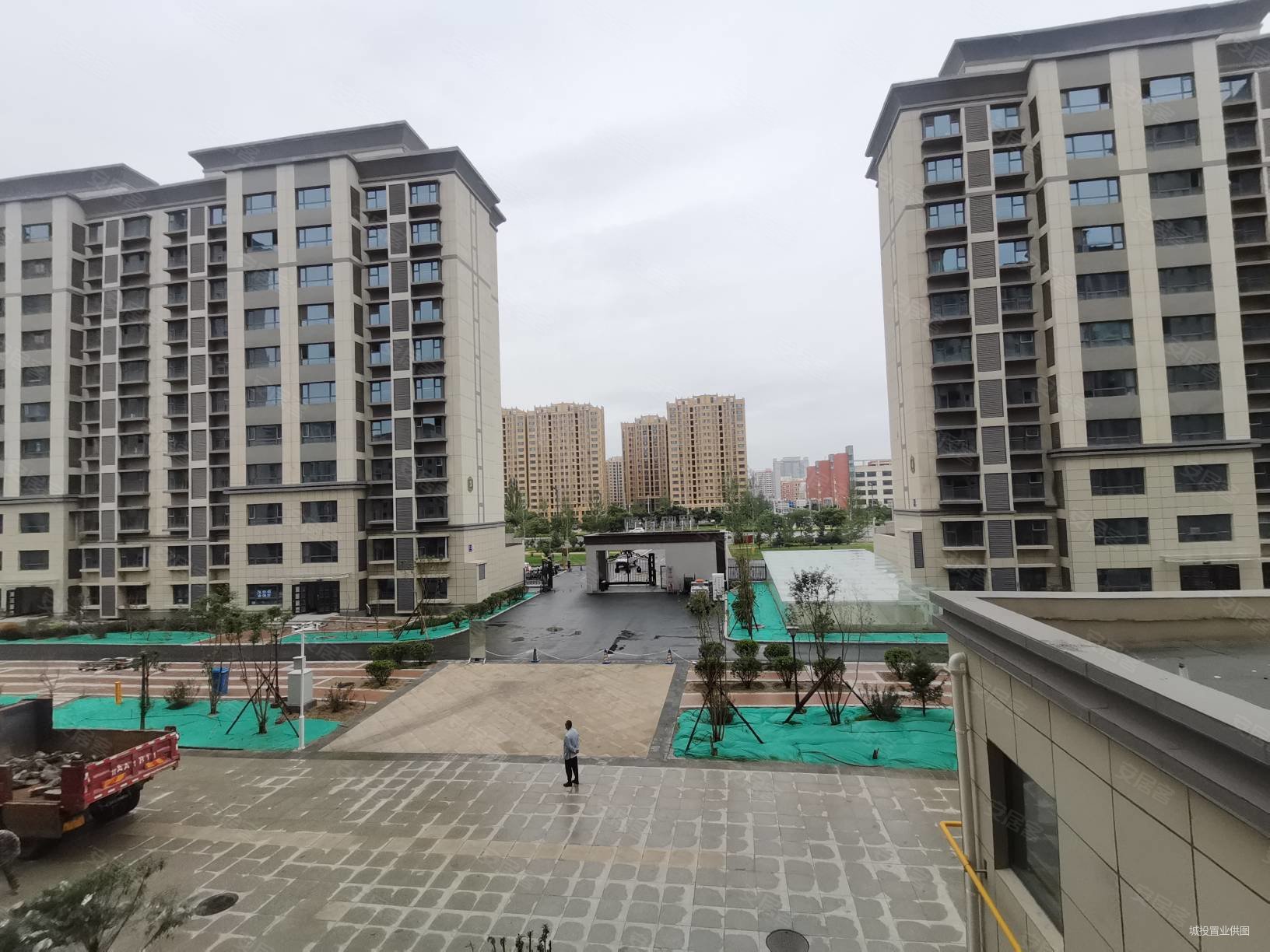 兰州房产网>兰州二手房>新区二手房>中川园区二手房>瑞岭名郡东区>