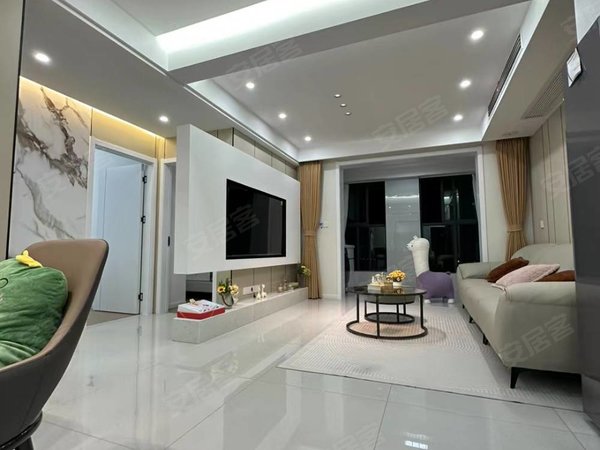 宣城宣州国购广场华夏湖畔御苑奋飞旁 华夏湖畔 两室两厅 精装漂亮