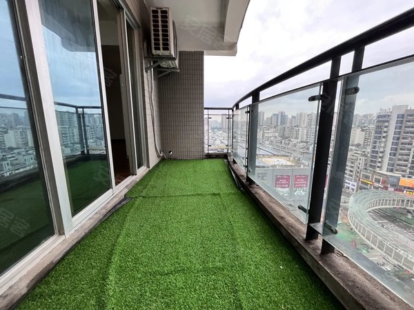 漳州芗城江滨悦华城市广场芗城区 沃尔玛 丽园君悦 悦华城市广场 办公