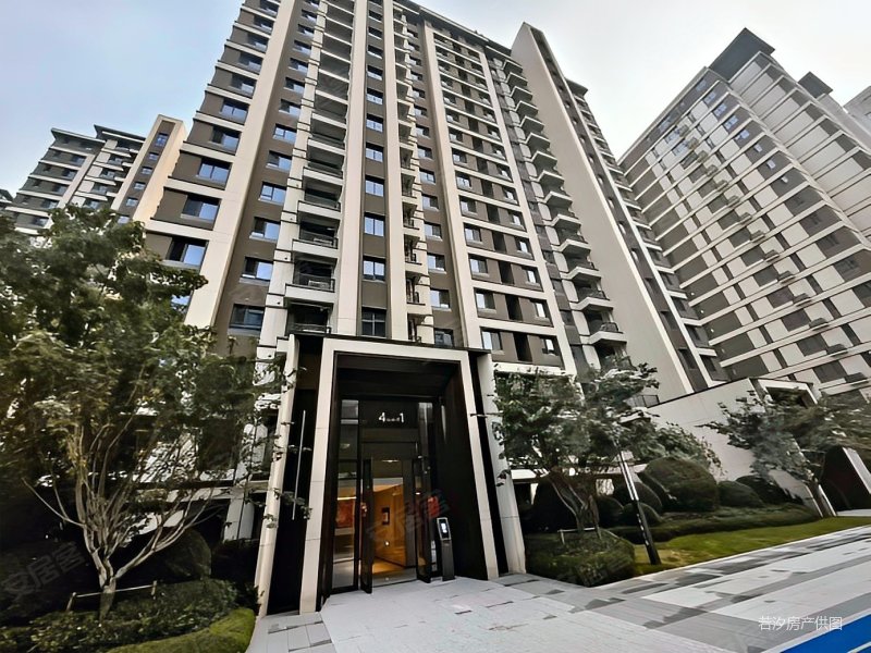 中海云锦3室2厅2卫131㎡南北310万