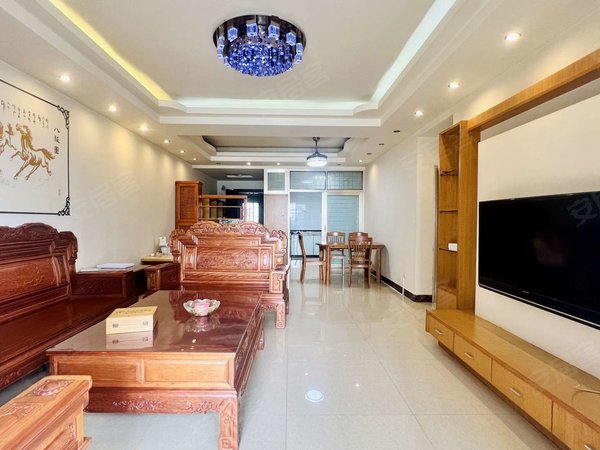 梧州长洲市政府灏景尚都a区灏景a区 电梯高层可看江3房2卫 拎包入住