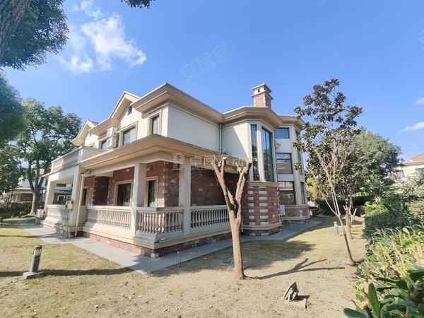 上海闵行马桥山水世纪山水世纪独栋别墅,精装四套房设计,加保姆间