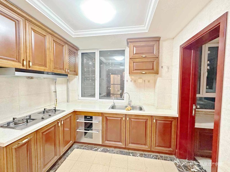 产权清晰 有电梯 超低密度 得房好 精装好房 满五,泉景天沅智园二手房