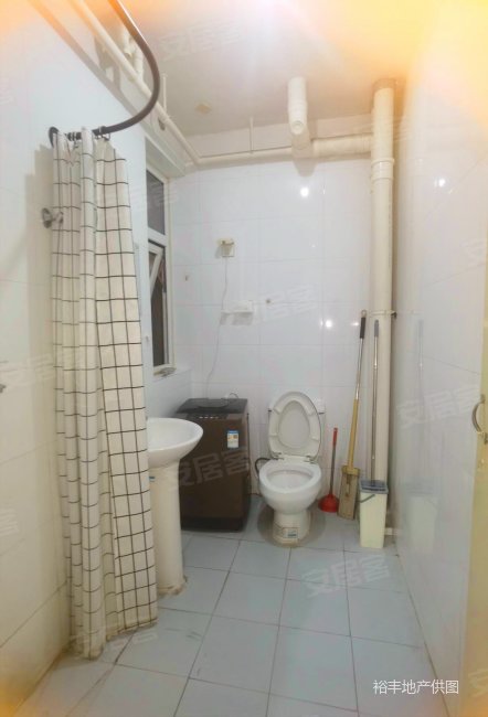 滨湖顺园  房龄新 南北通透 临地铁