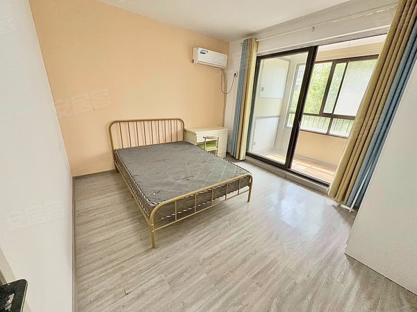 徐州金山桥开发区高铁站保利合景珑湾三期(1-14号)自己房子 万象府 押一付一 精装修 金龙湖 软件园 华道维音出租房源真实图片