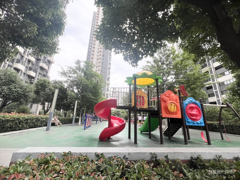 三房两卫 看房随时,云樾广场二手房,236万,3室2厅,2卫,98平米-南京