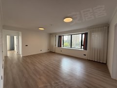 永康永康市区天鹅路商业街东站 三室横厅空租 包物业车位可当工作室 空间足够出租房源真实图片