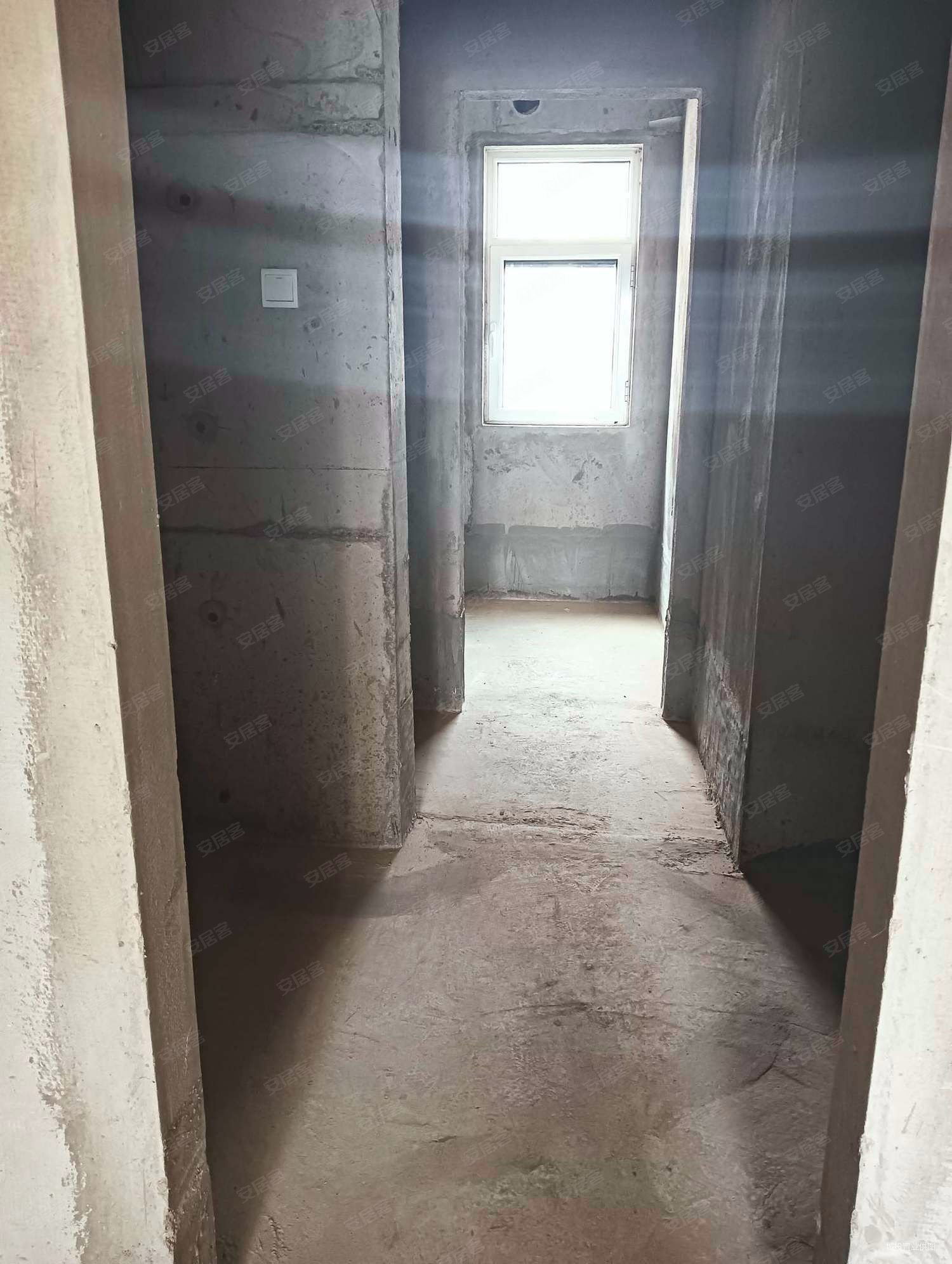 瑞岭名郡东区 朝南 企业力荐 好房诚意出售