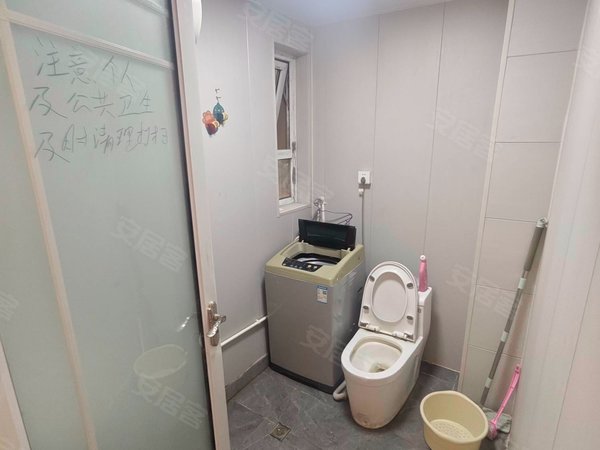 徐州云龙新淮中心云龙华府(南区)无中介费 云龙万达 绿地赢海 宝龙广场 押一付一拎包入住出租房源真实图片