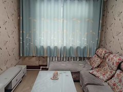 张掖甘州中心广场马神庙1楼两室一厅60平，进出购物方便！出租房源真实图片