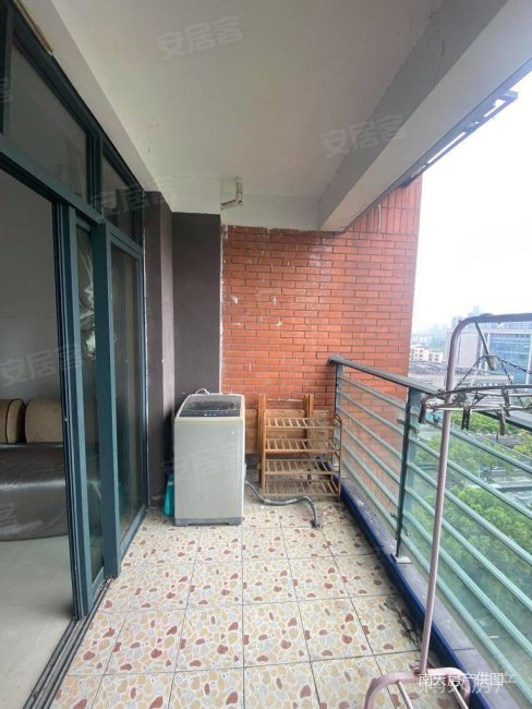 256w北岸琴森三期电梯房靠水街随时看房