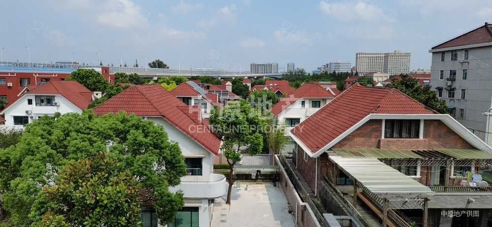 绿缘别墅(别墅)3室2厅2卫115.98㎡南540万