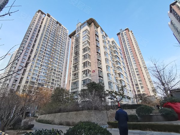 青岛市南宁夏路锦绣华城(一期)万达旁 近卓越 看房有钥匙  锦绣华城