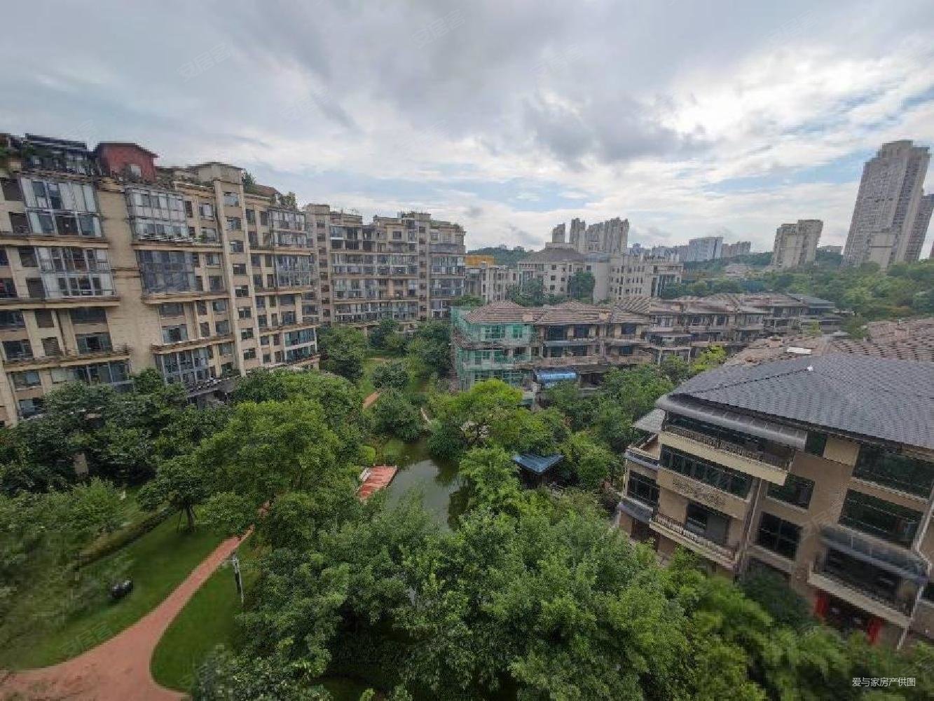 恒大中央公园(a区)6室2厅3卫184㎡南北280万