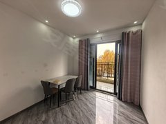 张家港凤凰凤凰中心中昂朗樾，精装一室一厅一厨一卫，拎包入住出租房源真实图片