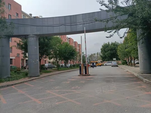 沈阳沈北新区虎石台石台新苑石台新苑星城三期两室1楼1400元设施齐全