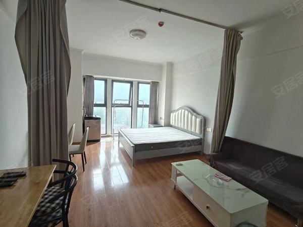 橙果公寓1室空间布局有致,和谐有序,清新空气自由穿行