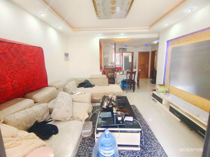 华锦苑3房 近龙湖 中间楼层带电梯 小区环境好,华