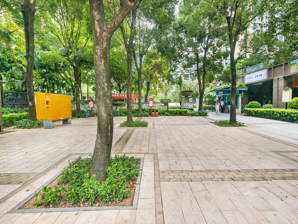 【多图】招商澜园(南区),观澜租房,招商澜园带车位两房 靠近地铁口