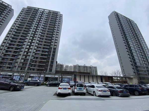 昆山玉山城南万科江湾澜庭江湾澜庭中央空调 精装配置 价格便宜 长期