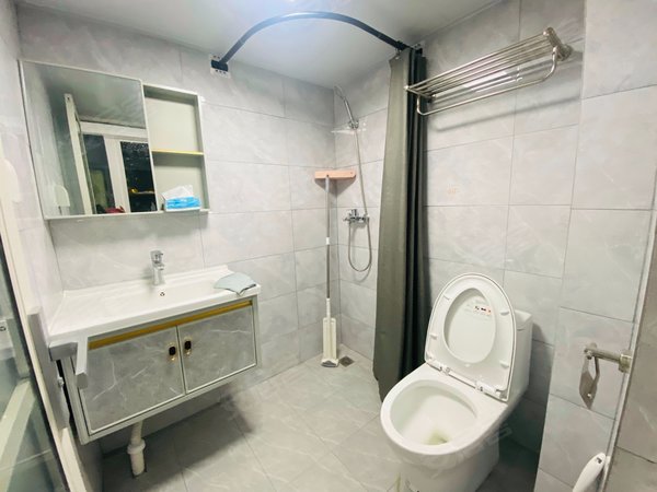 深圳龙岗爱联龙岗大道自建房龙岗区 龙岗大道吉祥居 小区房 民水民电