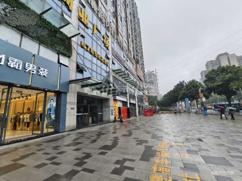 69平 紫荆商业广场 豪装 2室 南北通透 看房方便 有钥匙