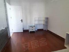 青岛市南西镇贵州路地铁口套二厅7楼南北6216平精装双气1500月出租房源真实图片