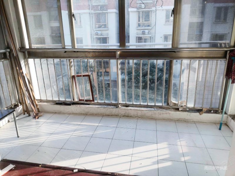 嘉和苑三室二厅二卫急售有钥匙阳光充足