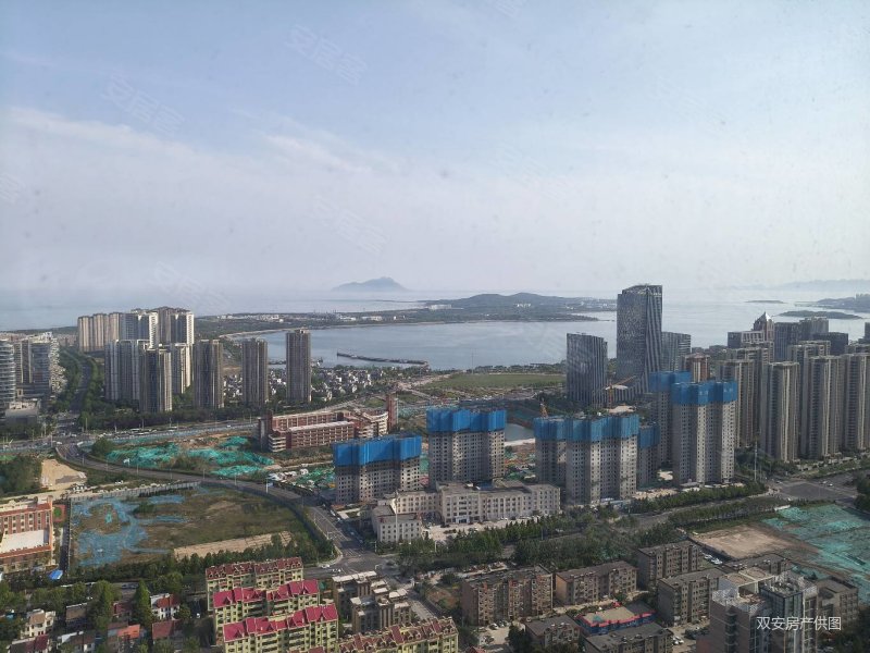 恒大金沙滩  海景房  160平套四双卫 带车位 价格可议