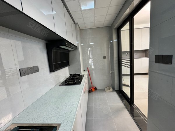 重庆潼南潼南城区锦绣观澜可谈季度付,县医院附近,精装修,出租,可随时