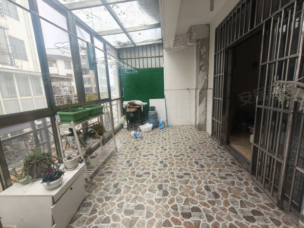弥勒九号路庆来公园王炽小区(二期)王炽路三期家具家电齐全好楼层!出租房源真实图片