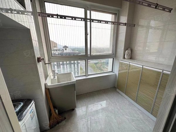 济宁泗水泗水城区九巨龙龙城御园干净明亮采光好,面积不大费用低,民水