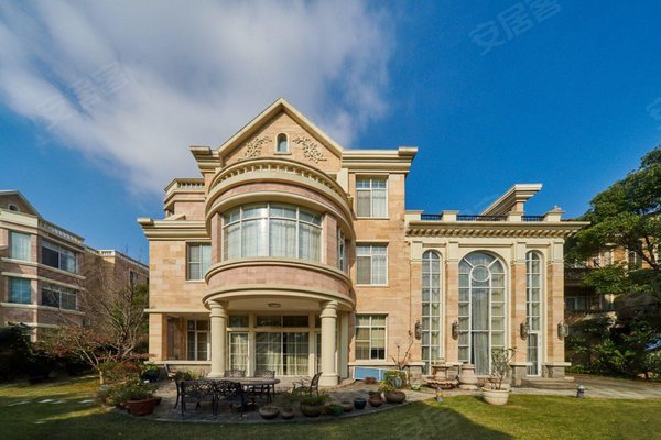 汤臣高尔夫别墅