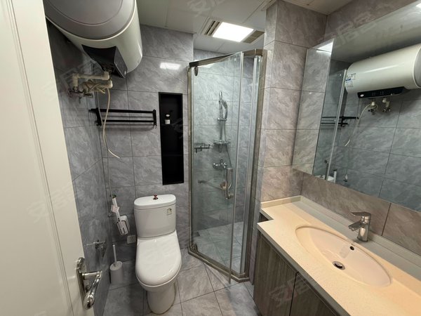 海宁海宁市区海洲万城明珠万城明珠 多套精装公寓 可押一付一 拎包入住 密码锁随时看房出租房源真实图片