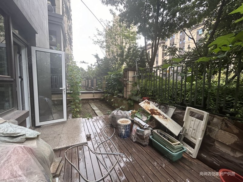 尚豪国际住宅小区3室2厅2卫128㎡南北100万