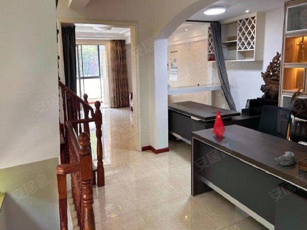 上海松江松江新城复地香堤苑经典别墅户型!全屋中央空调!