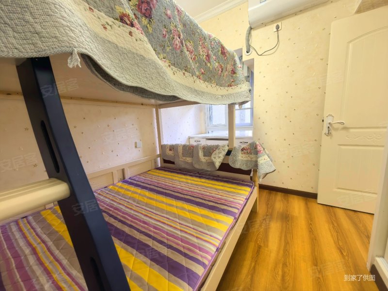 金科空港城(二期) 近地铁 交通便捷 朝南 商品住宅