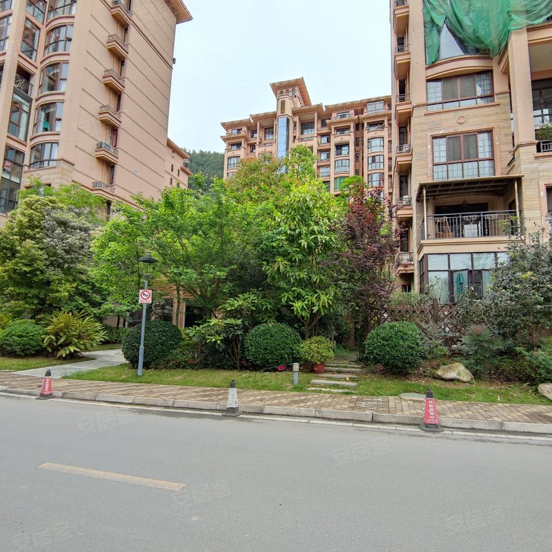 【半山逸城b区, 半山逸城b区小区专家解读页】- 巴中58同城