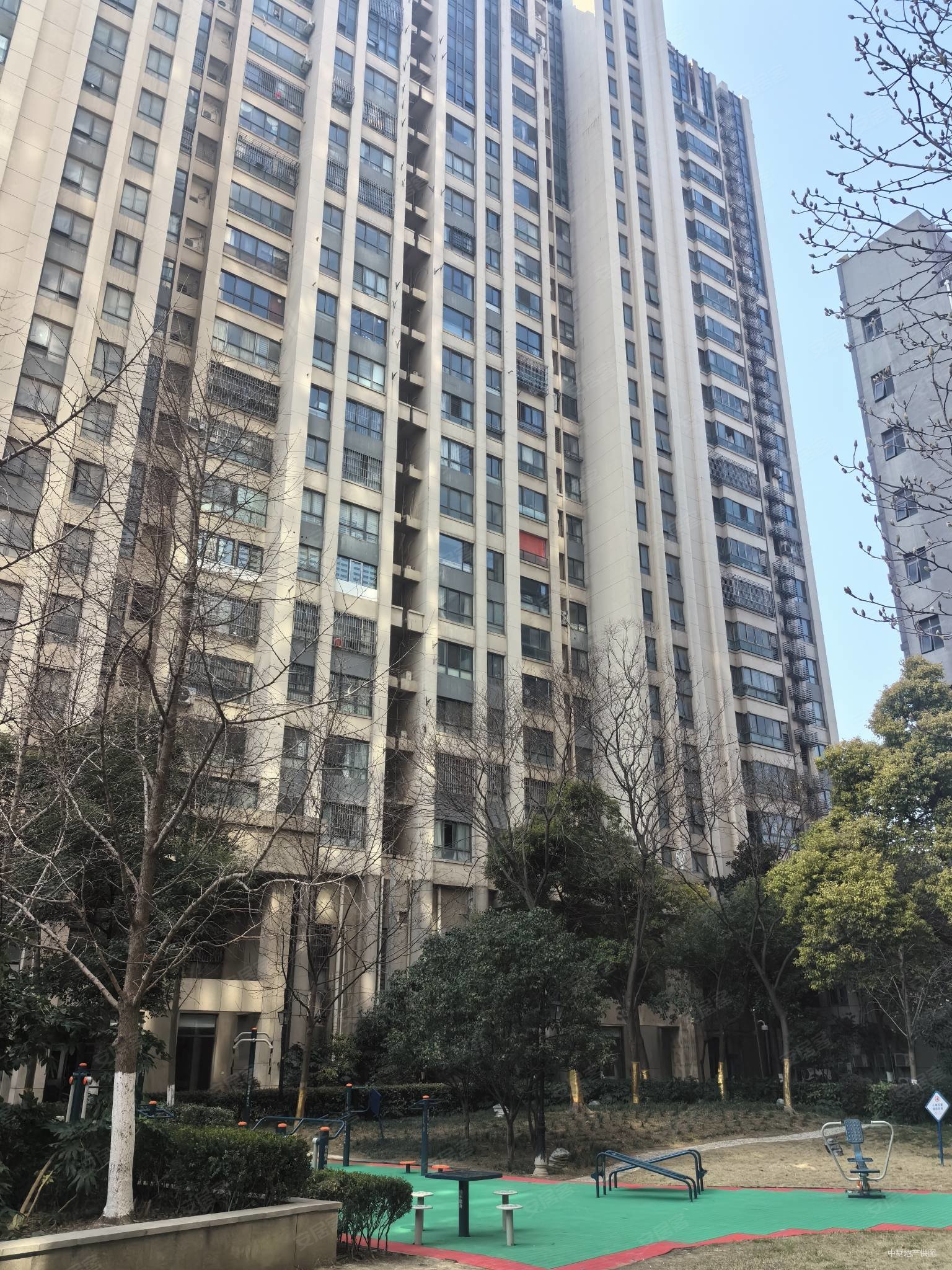 万达中心名宅大两房南北通透近地铁采光好肆拾捌忠