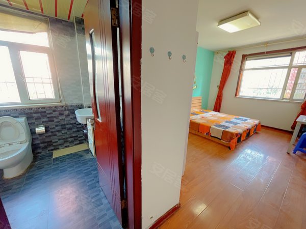 可短租 工农村 欧美小镇 金江路旁 无中介 月付 拎包入住,塘沽租房