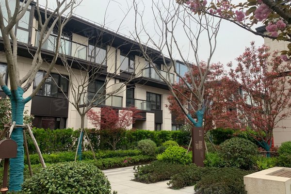 新城上坤樾山四季(别墅)