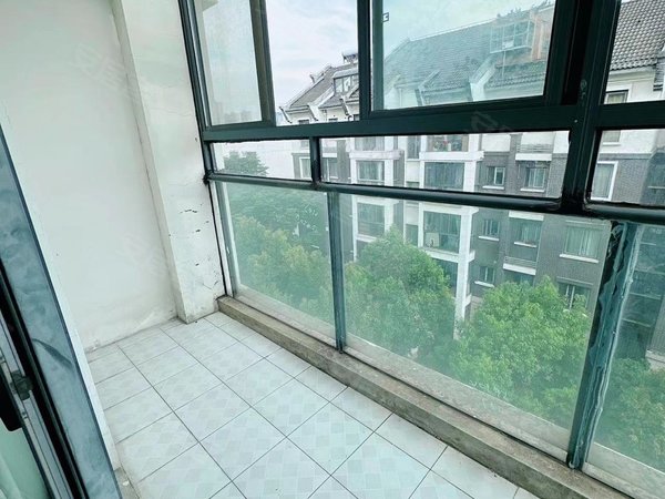 苏州姑苏姑苏城区鼎盛花园鼎盛花园 南华公寓 单间带阳台 近汇邻广场