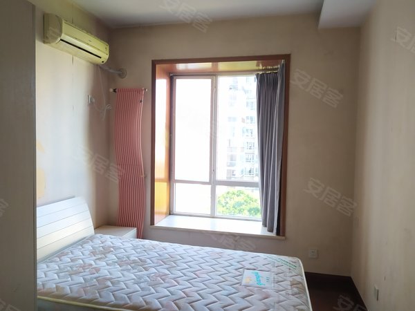 郑州金水中州大道鑫苑名家鑫苑物业租售中心 电梯四房 南北通透 核心