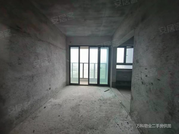 东海湾门 期 4房3卫业主诚意售 出价可谈 140平大户型,东海湾门第