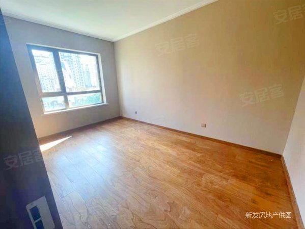 高新二实验 集中供暖 双卫生间 商品住宅 满五 有电梯,新星宇樾府二手