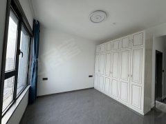 DK2 4室2厅2卫 电梯房 150平 精装修可整租可合租