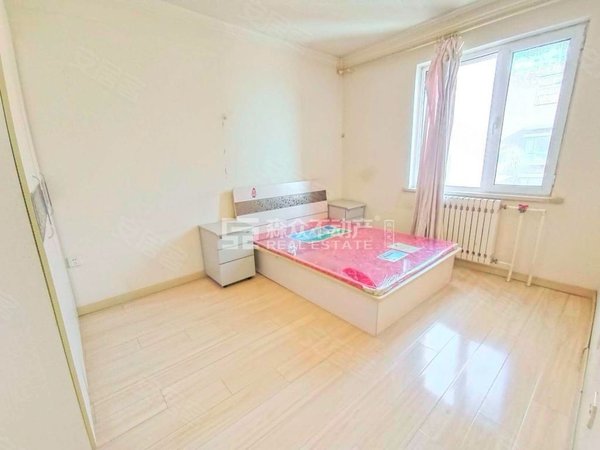 【多图】泊岸华庭,五爱街租房,家具齐全 随时看房 拎包入组临近青年