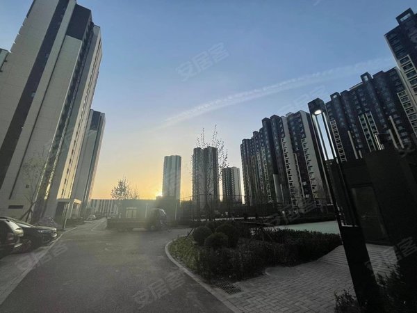 北京朝阳来广营马泉营(三区)地铁马泉营站康营四期新出南北通透两居室