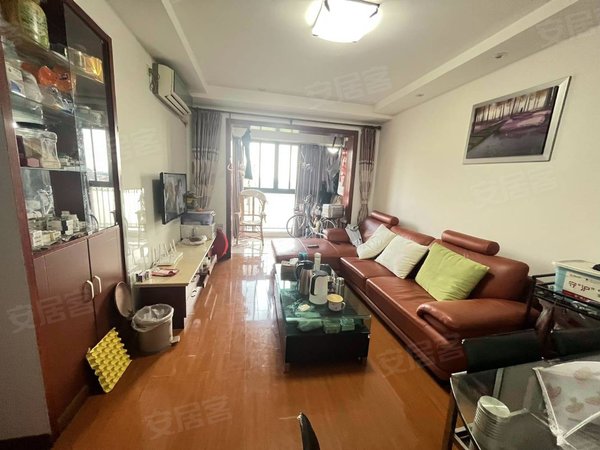 业主急租西郊九韵城电梯一房靠近大润发随时看房拎包入住